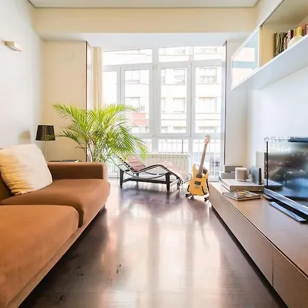 アパート Frente Al Parque, En El Centro ビルバオ